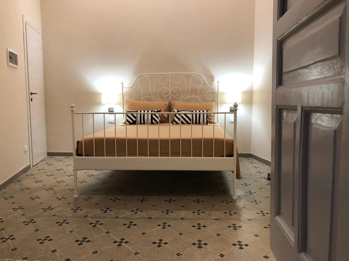 B&B Meliora Rooms Авола Экстерьер фото