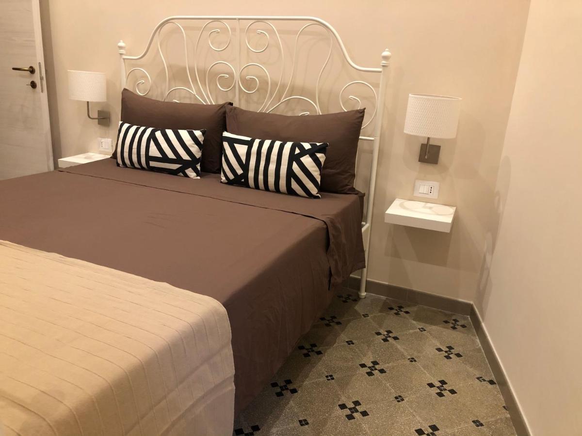 B&B Meliora Rooms Авола Экстерьер фото