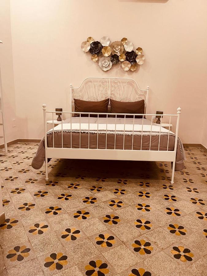 B&B Meliora Rooms Авола Экстерьер фото