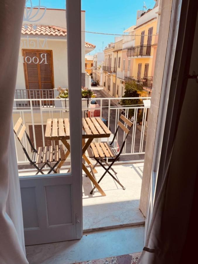 B&B Meliora Rooms Авола Экстерьер фото