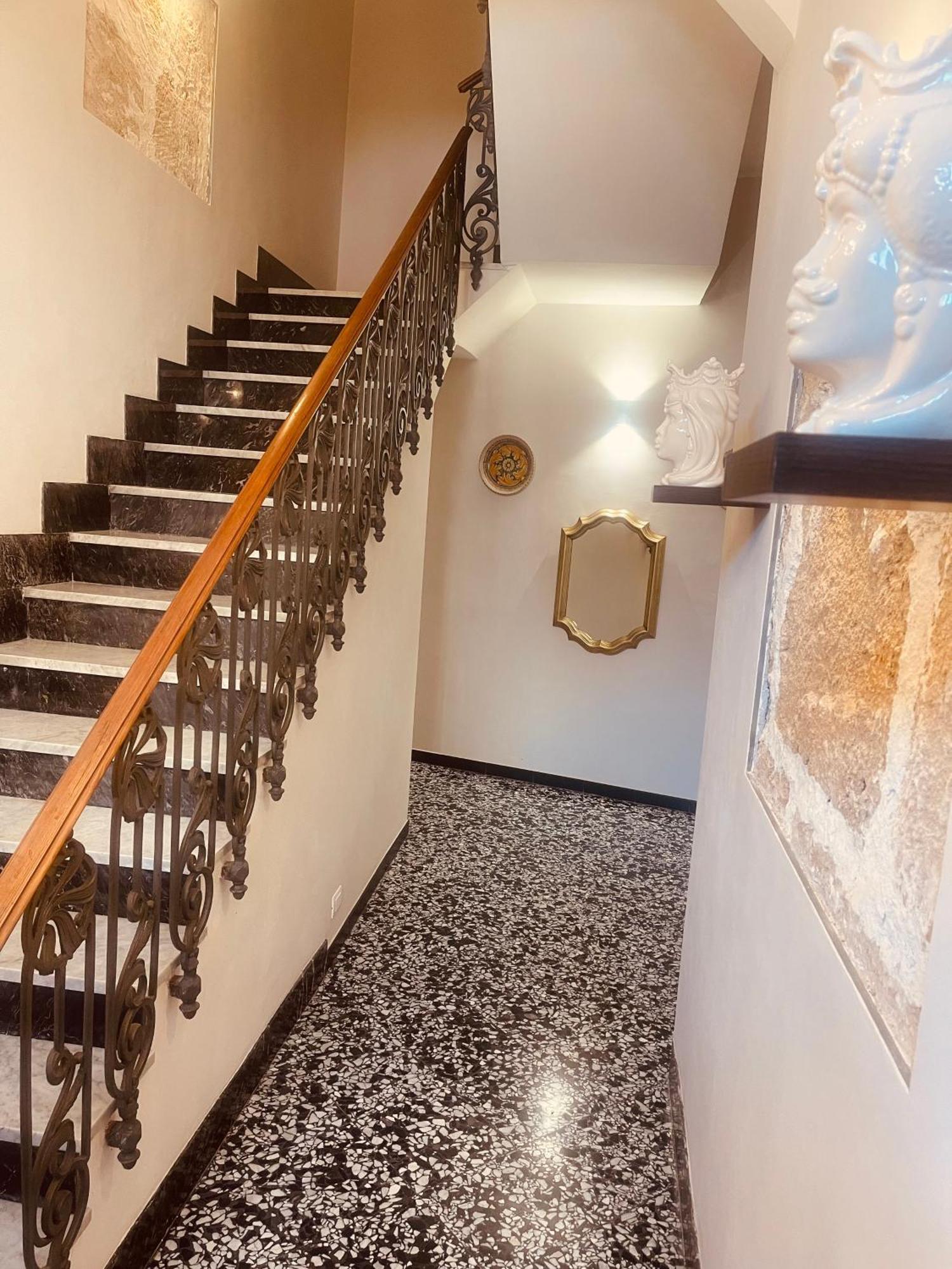 B&B Meliora Rooms Авола Экстерьер фото